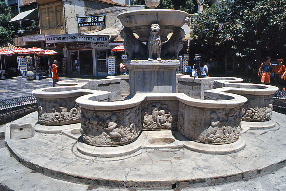 Iraklion_Morosini_Brunnen